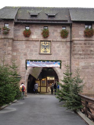 DSC00057.JPG (39891 bytes)
