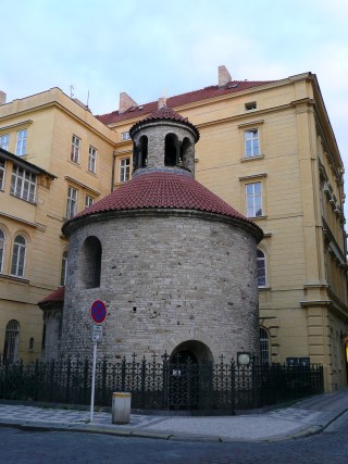 P1160022.JPG (46409 bytes)