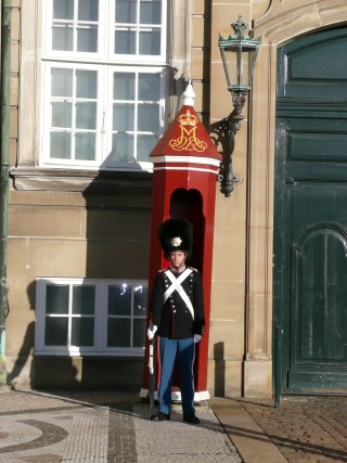 P1260147.JPG (46945 bytes)