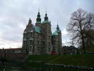 P1270016.JPG (72719 bytes)