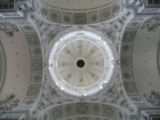 P1110046.JPG (92419 bytes)