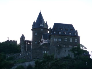 P1050181.JPG (42628 bytes)