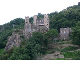 P1050201.JPG (82223 bytes)