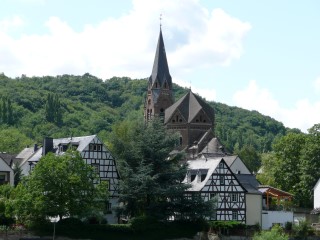 P1050073.JPG (82699 bytes)