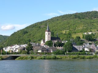 P1050187.JPG (86490 bytes)