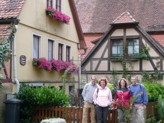P1080192.JPG (114049 bytes)