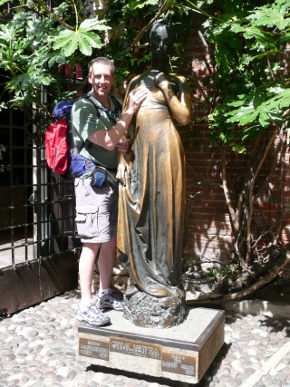 P1110195.JPG (72825 bytes)