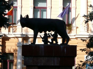 P1200006.JPG (85873 bytes)
