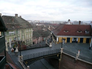 P1250135.JPG (78643 bytes)