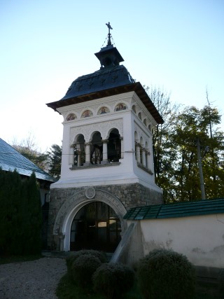 P1190012.JPG (37194 bytes)