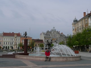 P1520006.JPG (63943 bytes)