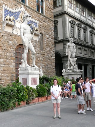 P1950032.JPG (63939 bytes)