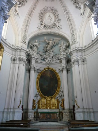P2140037.JPG (47898 bytes)