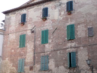 P1980017.JPG (104629 bytes)