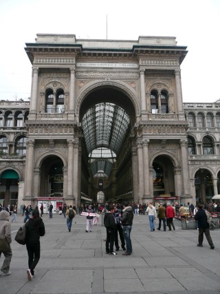 P1340010.JPG (47588 bytes)