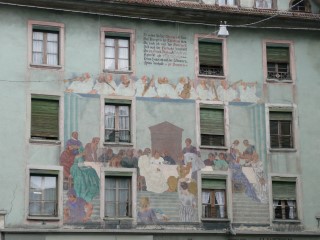 P1440099.JPG (79896 bytes)