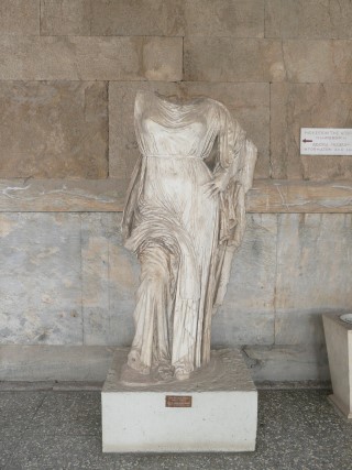 P1830012.JPG (40618 bytes)