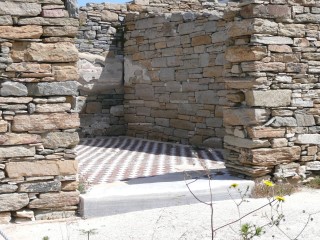 P1780102.JPG (125680 bytes)